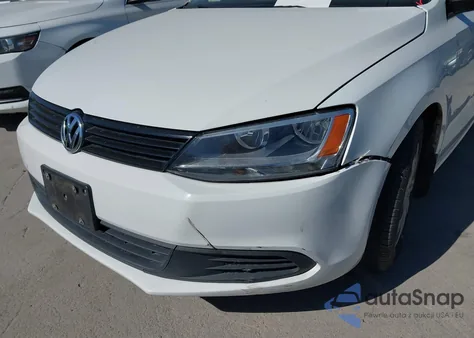 2014 Volkswagen Jetta 2.0L S z USA, uszkodzony, nr VIN 3VW2K7AJ1EM234877